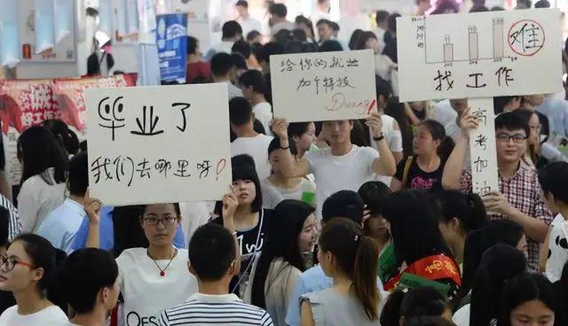 为什么国内会这么内卷？